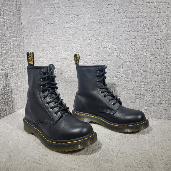Dr. Martens Women's Size US 6 Black Air Wair Nappa Leather Lace Up Combat Boots